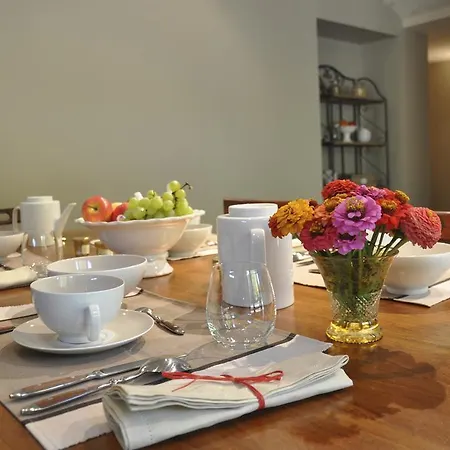 D'hotes La Maisonnette Bed & Breakfast Etusson