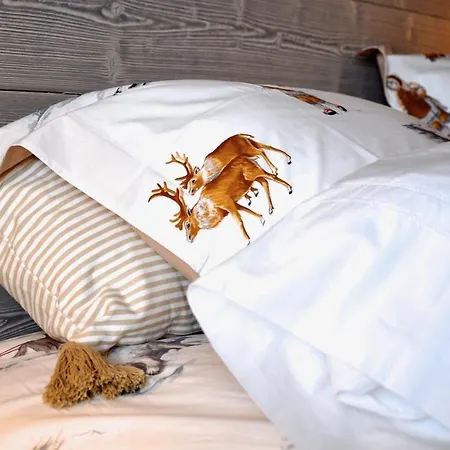 D'hotes La Maisonnette Bed & Breakfast Etusson